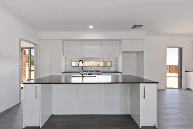 54 Tuckeroo Parade, Helena Valley WA 6056