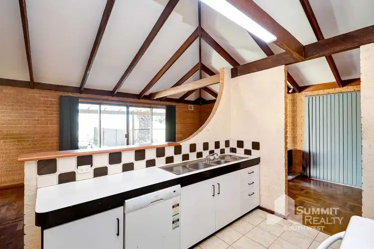 Seventh view of Homely house listing, 4 Duignan Place, Australind WA 6233