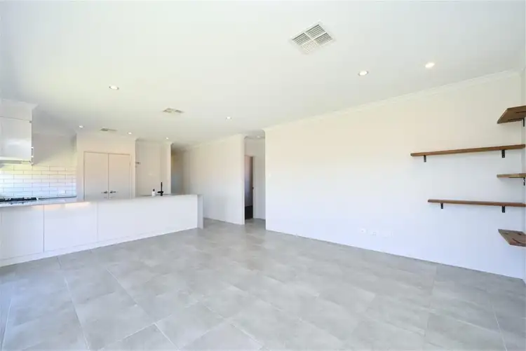 Fifth view of Homely house listing, 4 Blossom Way, Banksia Grove WA 6031