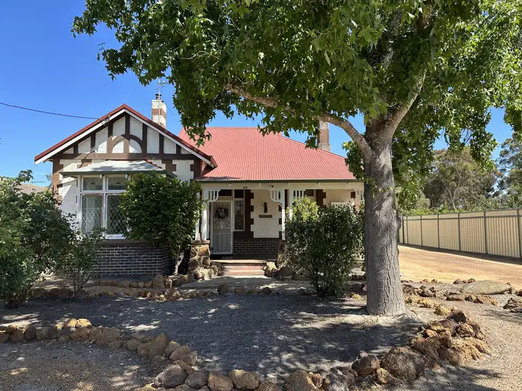 68 Avon Street, Katanning WA 6317