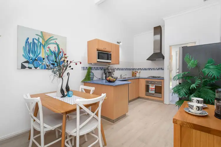 Fifth view of Homely unit listing, 2/134 Deanmore Road, Scarborough WA 6019