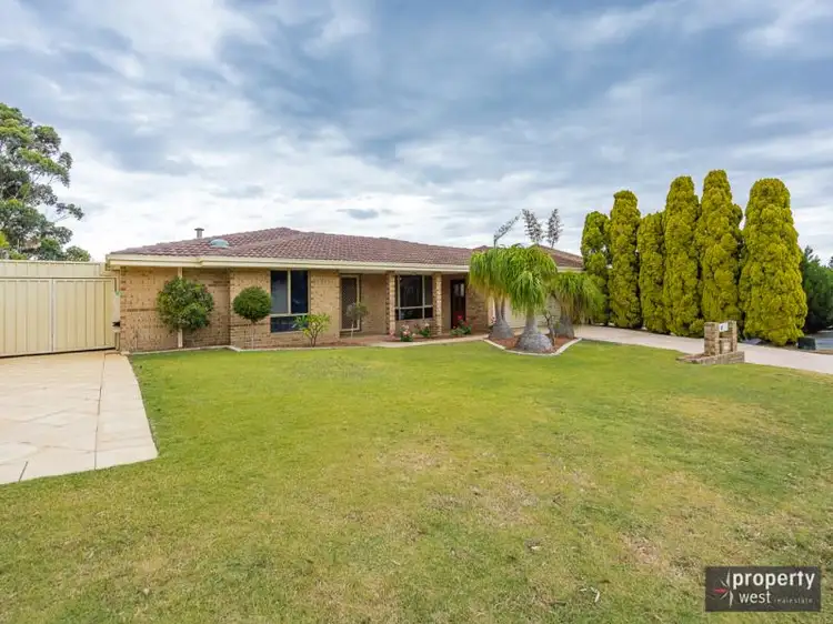 8 Congressional Crescent, Connolly WA 6027