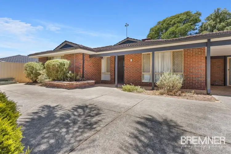 6 Parkway Gardens, Parmelia WA 6167