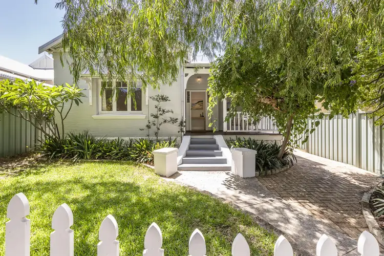 120 Coogee Street, Mount Hawthorn WA 6016