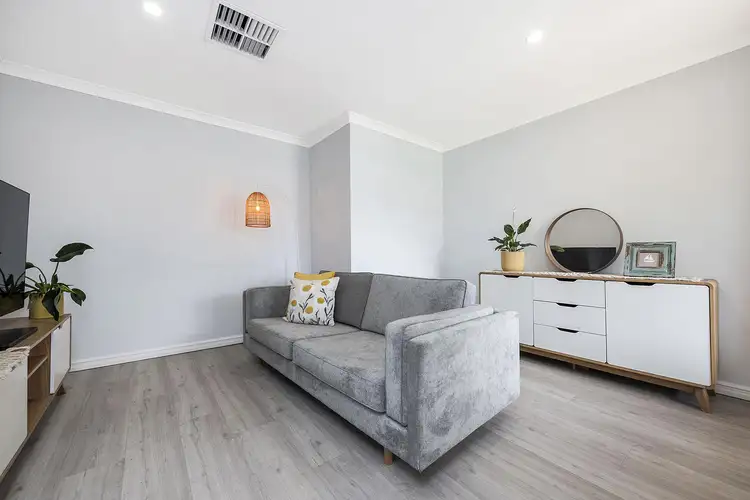 Fifth view of Homely house listing, 32 Mangrove Circuit, Banksia Grove WA 6031