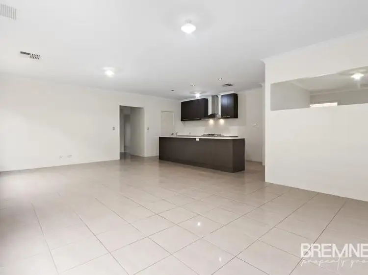Fifth view of Homely house listing, 5 Peridot Pass, Wellard WA 6170