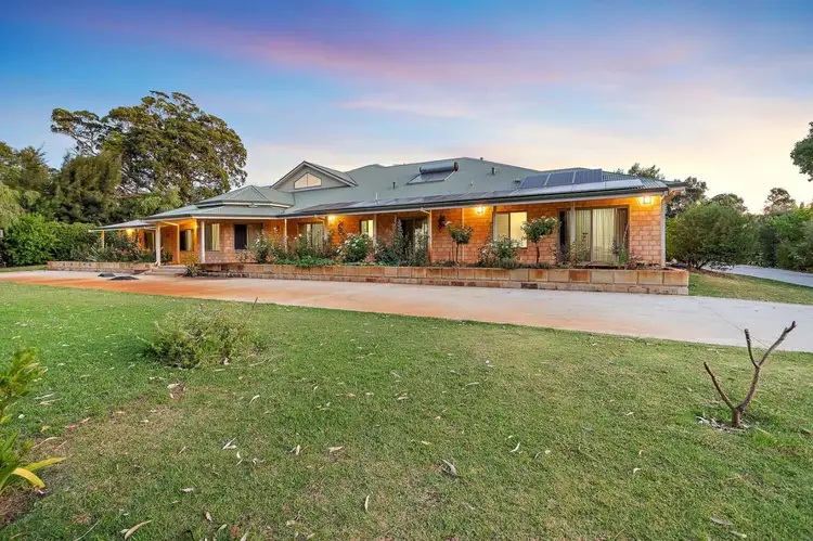 18 Fairbairn Road, Serpentine WA 6125
