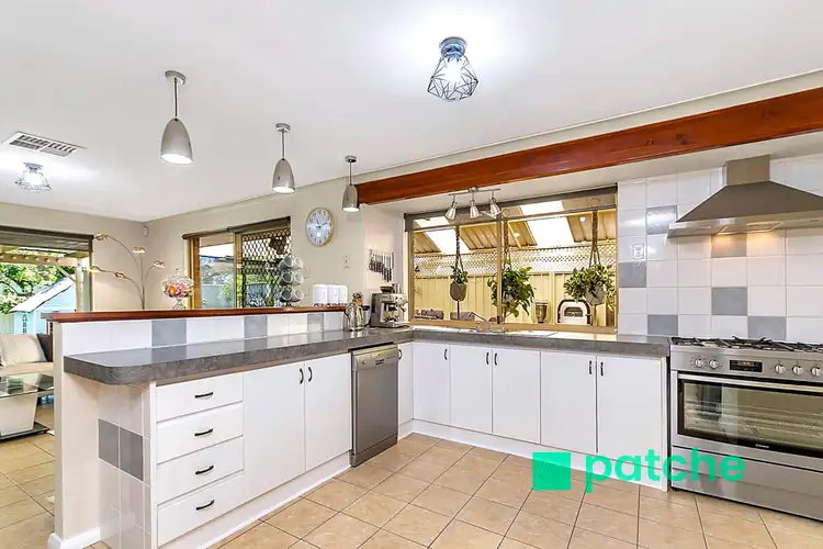 25 Koolama Retreat, Stratton WA 6056