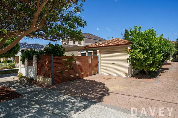 1/135 Alice Street, Doubleview WA 6018