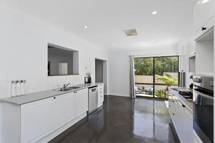 Seventh view of Homely house listing, 6 Acacia Way, Duncraig WA 6023