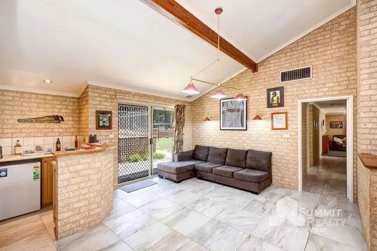 Fifth view of Homely house listing, 10 Seabreeze Close, Leschenault WA 6233