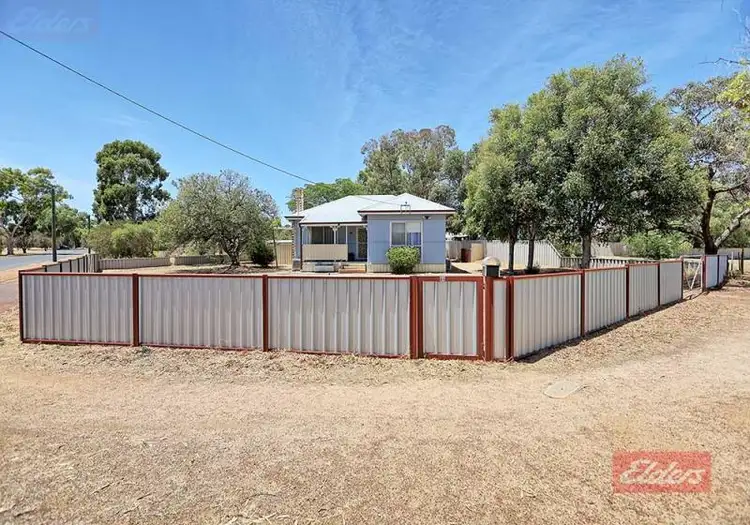 64 Bannister Street, Narrogin WA 6312