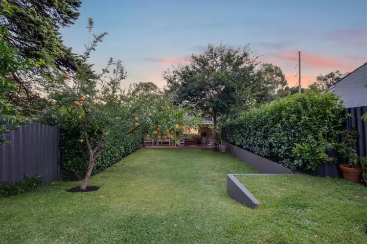 7 Selby Street, Daglish WA 6008