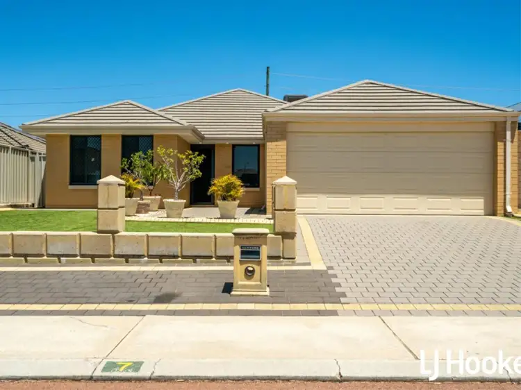 7 Hodgkinson Turn, Canning Vale WA 6155