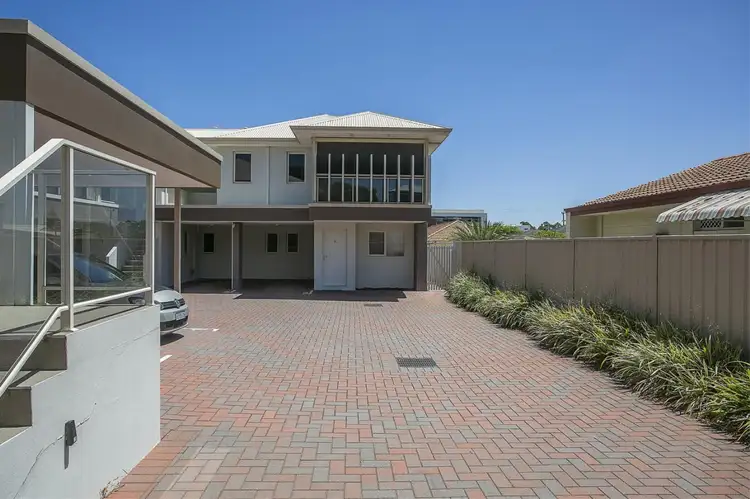 3/7 Morago Crescent, Cloverdale WA 6105