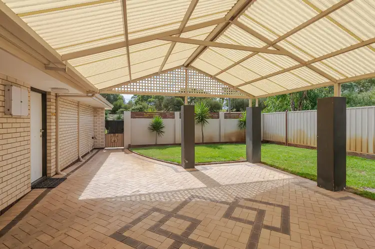 Sixth view of Homely house listing, 2 Leonard Way, Spearwood WA 6163