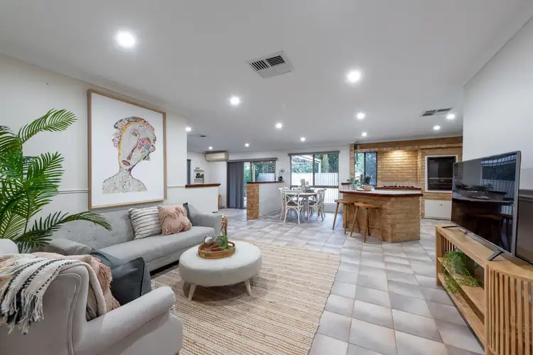 23 Brendale Place, Landsdale WA 6065