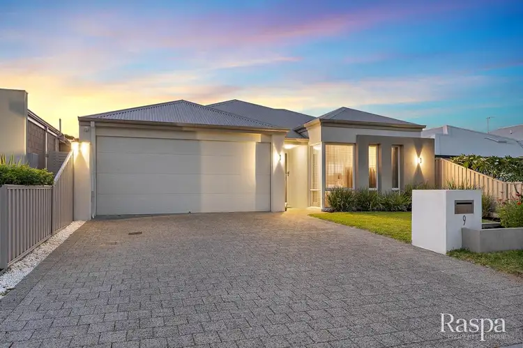 9 Monger Road, Lake Coogee WA 6166