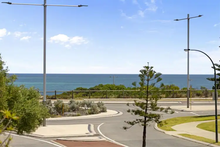 Sixth view of Homely house listing, 220 Flinders Avenue, Hillarys WA 6025
