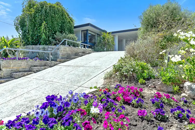 17 Merlin Drive, Carine WA 6020