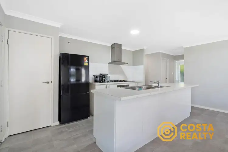 Fifth view of Homely house listing, 7/11 Beaconsfield Street, St James WA 6102