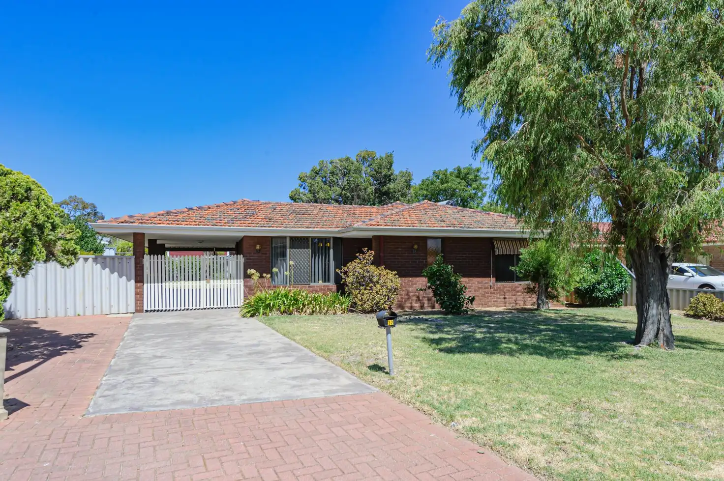 Main view of Homely house listing, 32 Markham Way, Swan View WA 6056