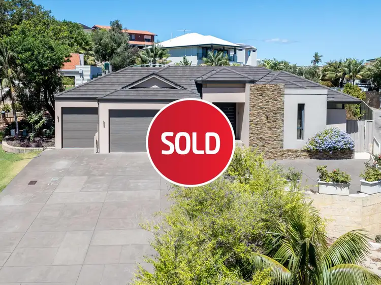 11 David Road, Waikiki WA 6169