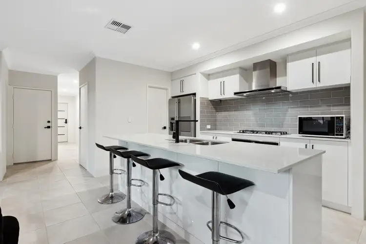Fifth view of Homely house listing, 20 Luminous Loop, Wellard WA 6170