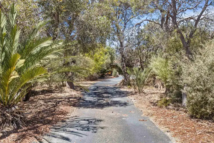 35 Bordeaux Lane, The Vines WA 6069