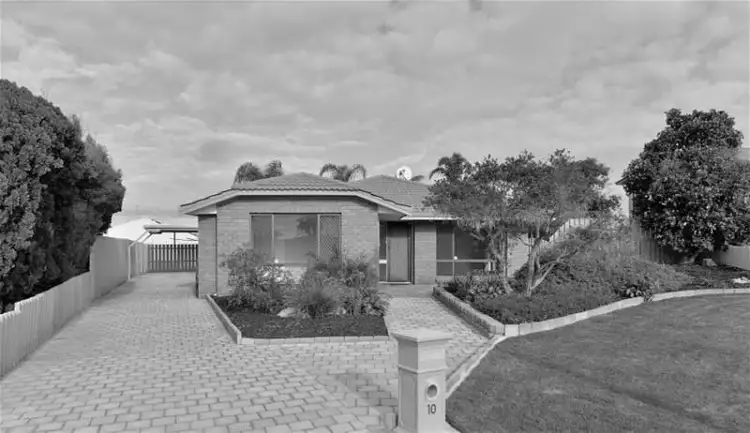 10/1 Pepperwood, Halls Head WA 6210