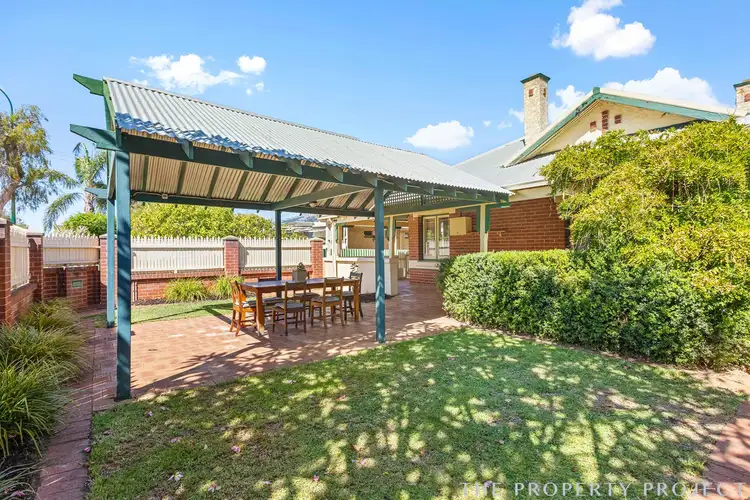 28 Leonard Street, Victoria Park WA 6100