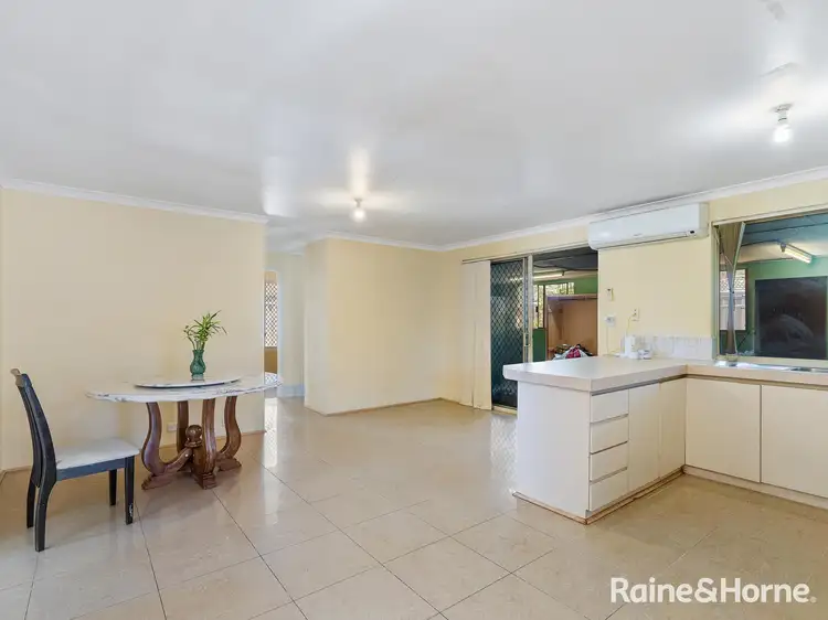 Fifth view of Homely house listing, 2 Letts Court, Lockridge WA 6054