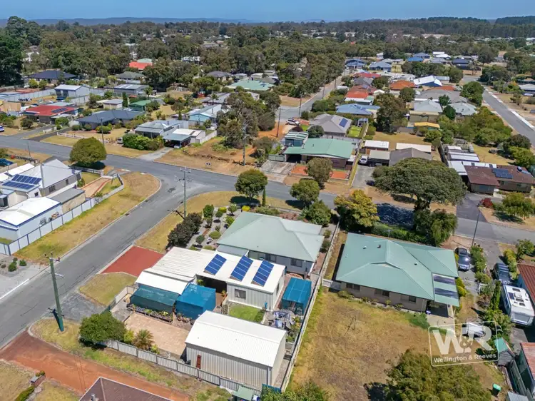 Seventh view of Homely house listing, 24 Lurline Street, Orana WA 6330