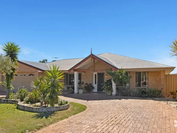 18 Bauhinia Ridge, Dianella WA 6059
