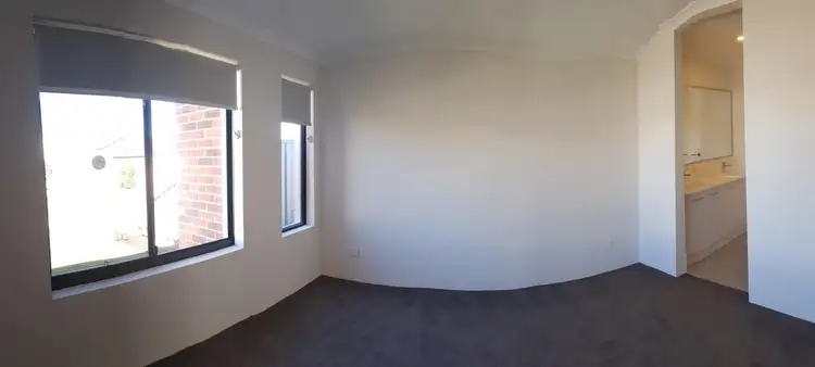 Sixth view of Homely house listing, 4 Yindi Way, Lake Coogee WA 6166
