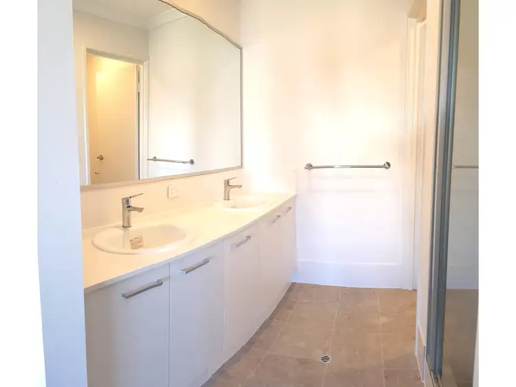 Seventh view of Homely house listing, 4 Yindi Way, Lake Coogee WA 6166