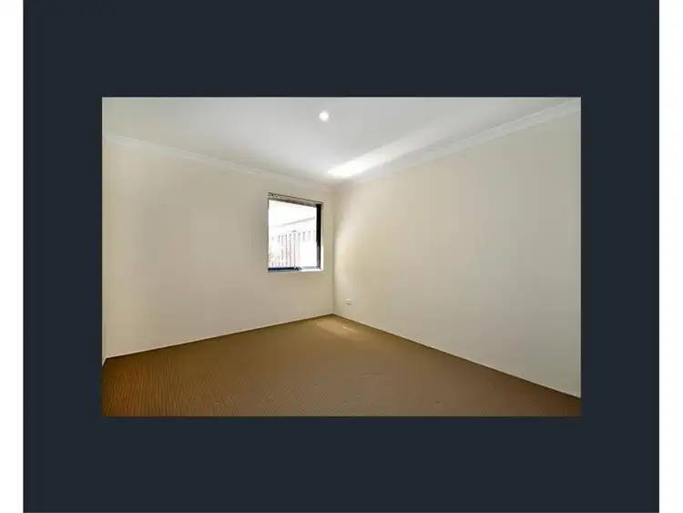 Fifth view of Homely house listing, 2/8 Evesham Drive, Ellenbrook WA 6069