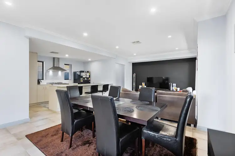 25 Fairhaven Boulevard, Wellard WA 6170