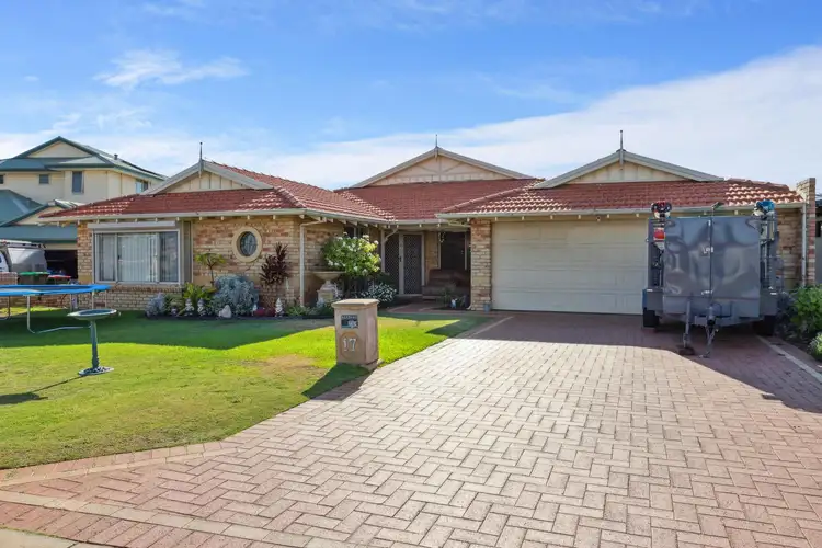 17 Canouan Loop, Secret Harbour WA 6173