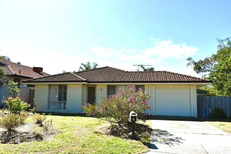 4 Dauphine Place