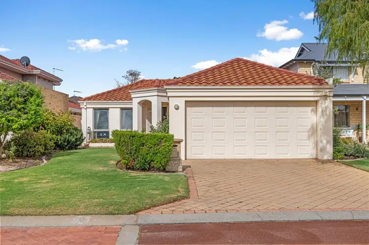 14 Mayena Retreat, Hillarys WA 6025