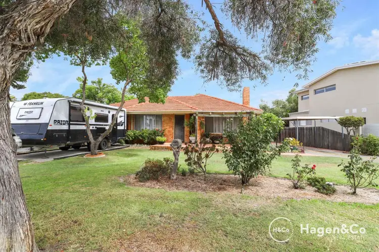17 Hakea Road, Woodlands WA 6018