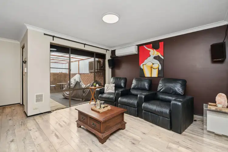 17a Pinnaroo Drive, Padbury WA 6025