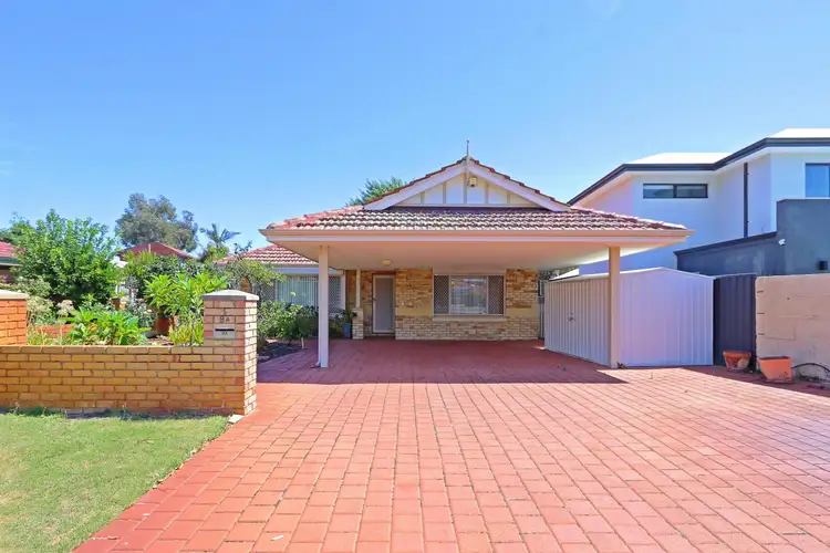 9A Morphett Crescent, Bateman WA 6150