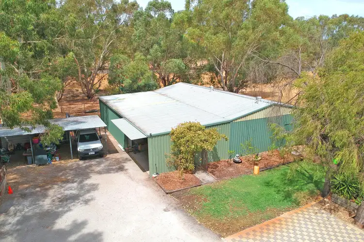Fifth view of Homely house listing, 560 Railway Parade, Baskerville WA 6056