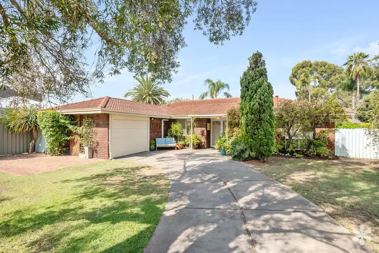 42 Rampart Way