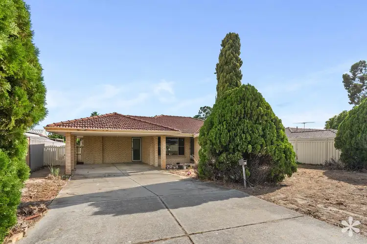 9 McKivett Crescent, Leeming WA 6149