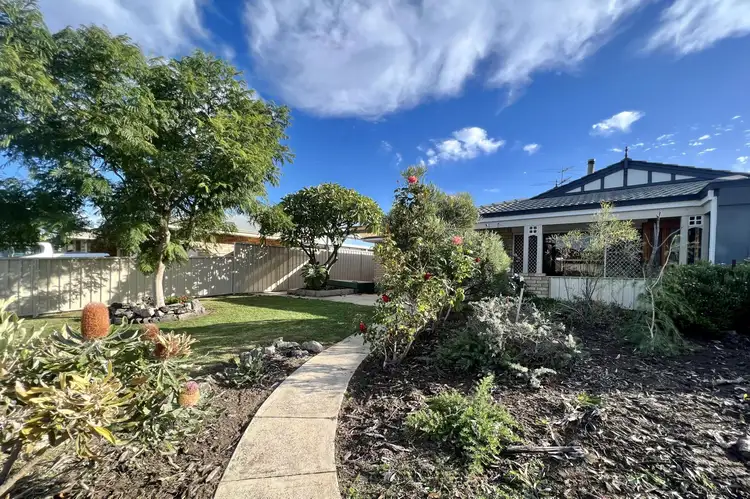 14 Moreton Crescent, Warnbro WA 6169
