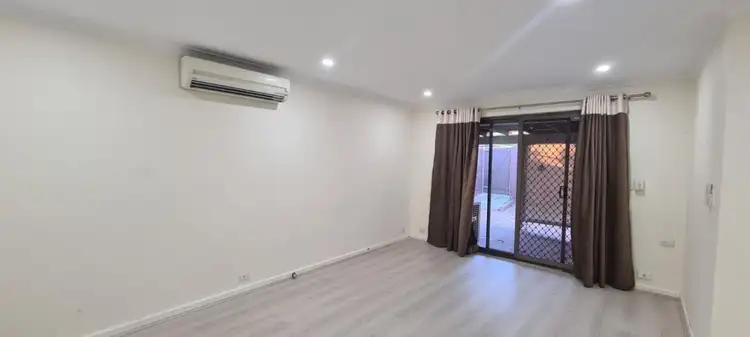 Fourth view of Homely villa listing, 2/9 Durling Place, Kelmscott WA 6111