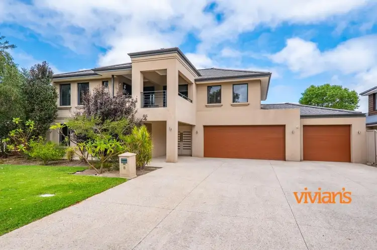 8 Arrowgrass Road, Canning Vale WA 6155